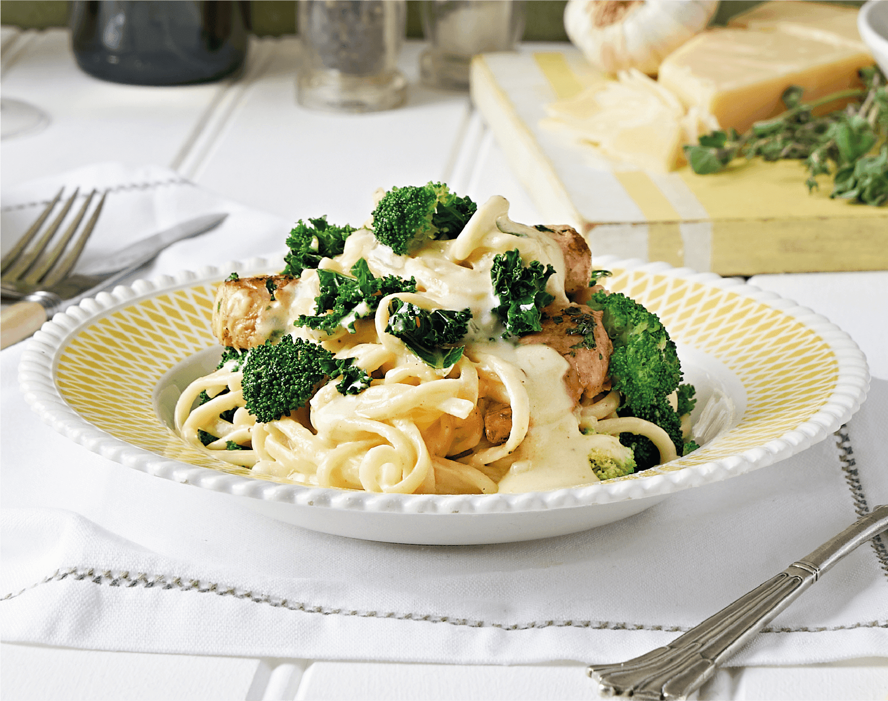 Chicken Alfredo image